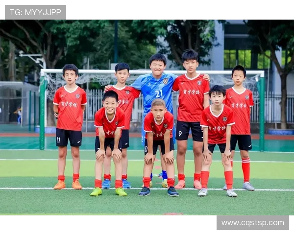 那些让你爱上足球的球星们他们的魅力和故事是什么